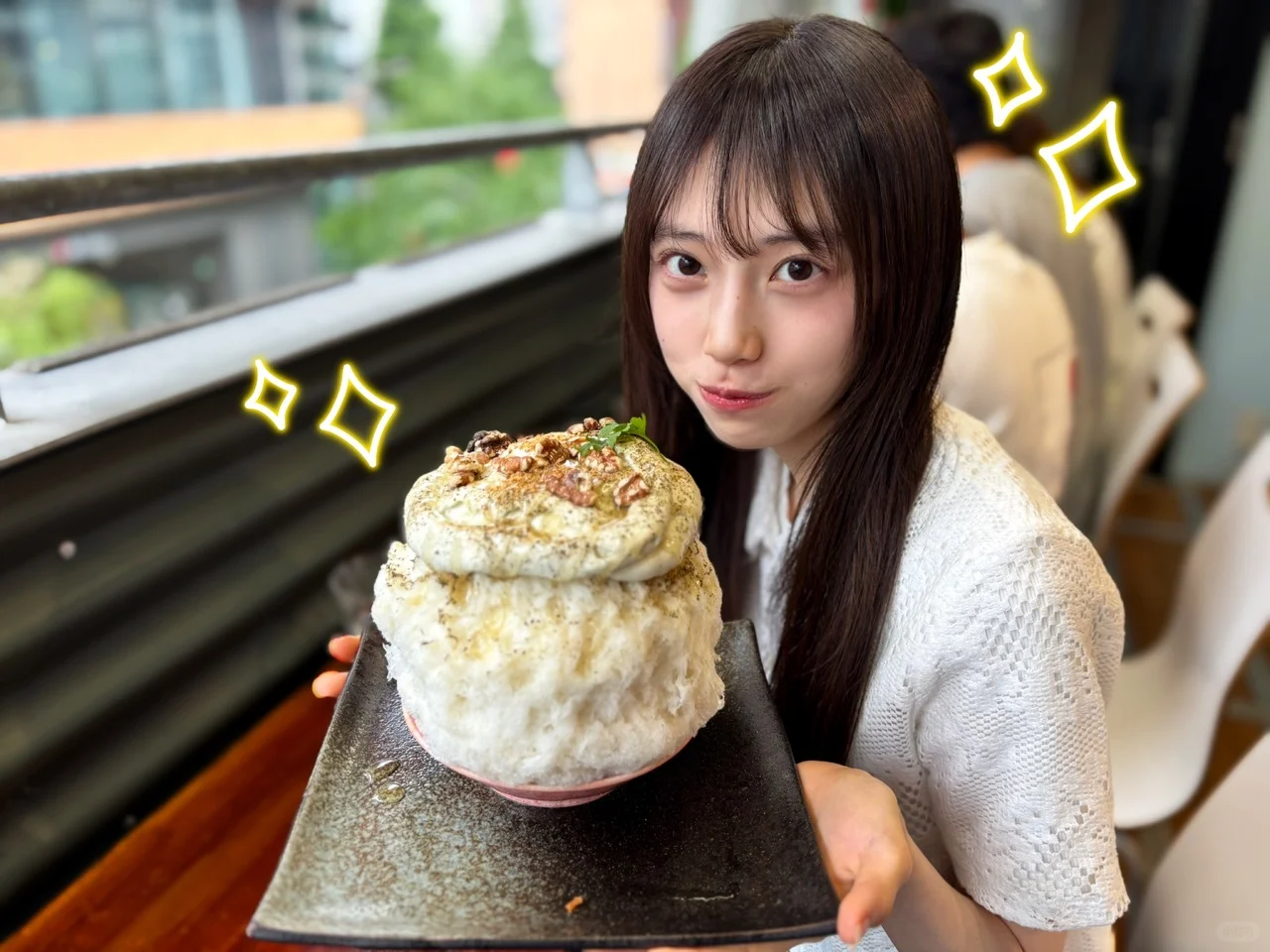 点击就看撩妹天才如何用上目线撩晕前辈