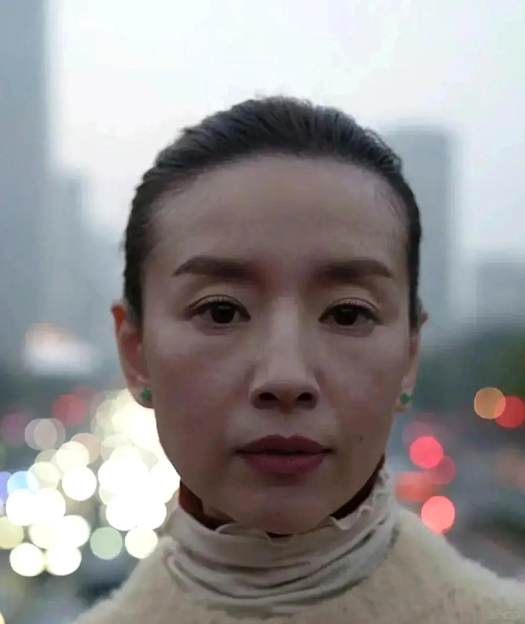 🌹真美人董洁！素颜下的优雅韵味