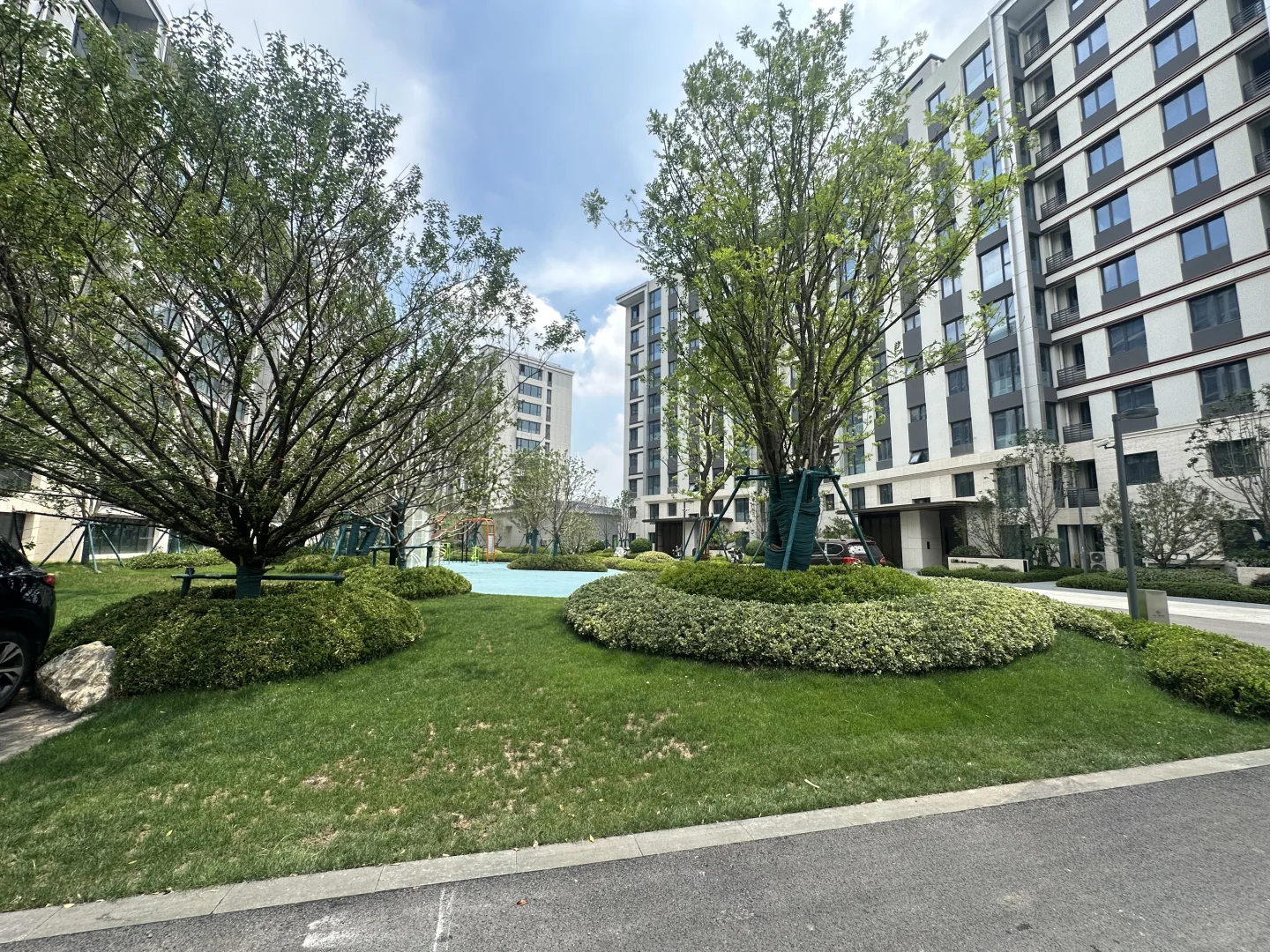连云港花1.1W住进“顶配小区”，物业好到想哭
