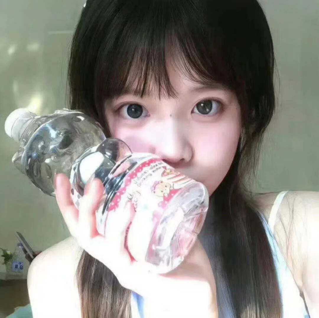 𝙒𝙚𝘾𝙝𝙖𝙩清纯系头像女