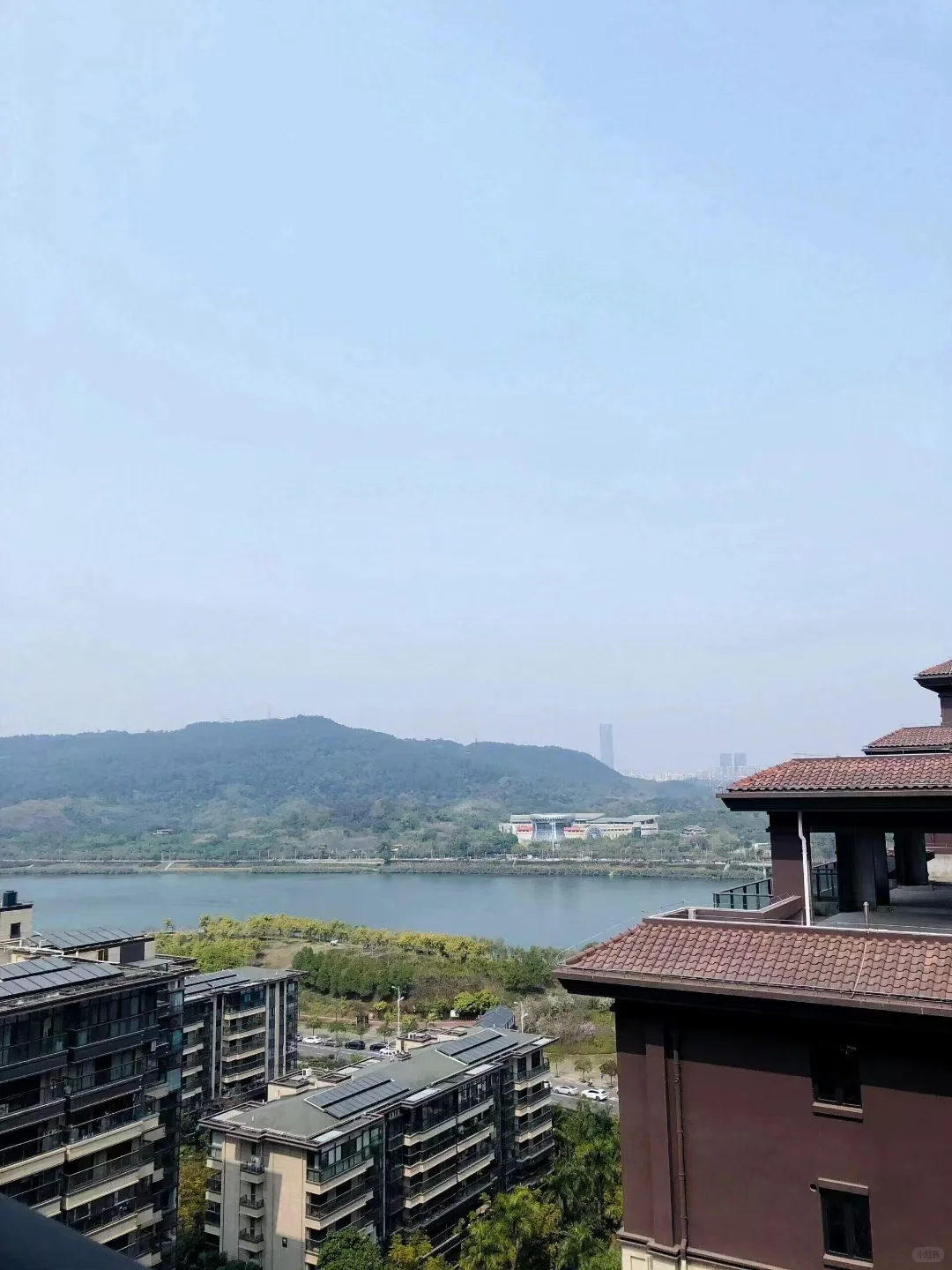 总部基地大平层原价2万，现在1万零5百