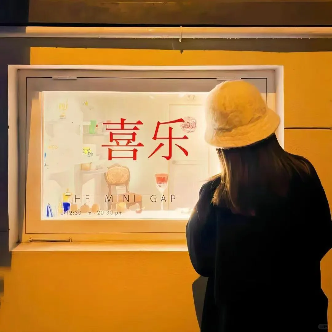 会发光的女生头像～