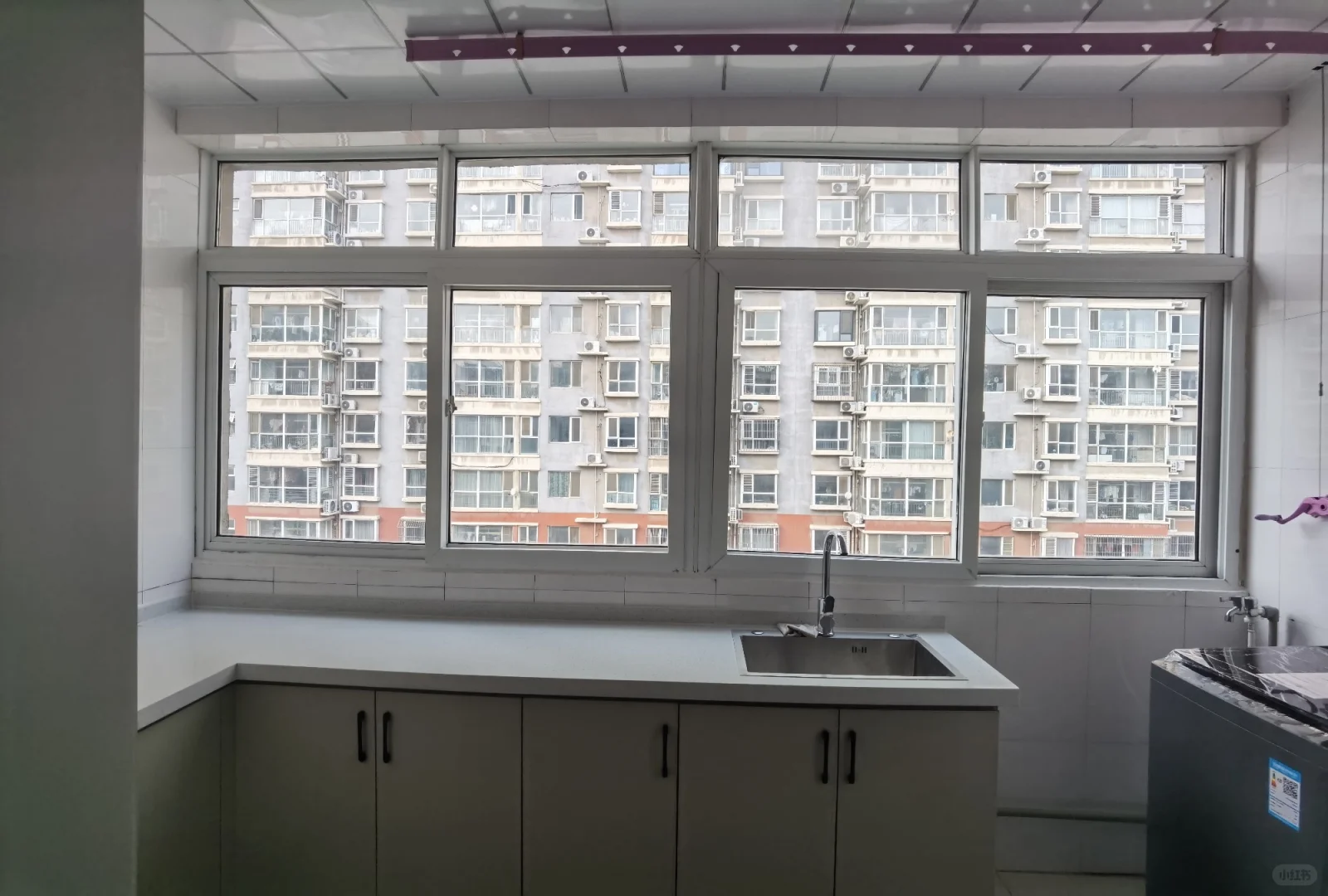 泊乐港湾 一室 700 出租