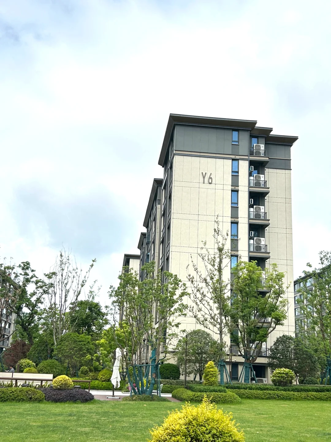 天塌了😰去年210万今年145买包河11层洋房🏡