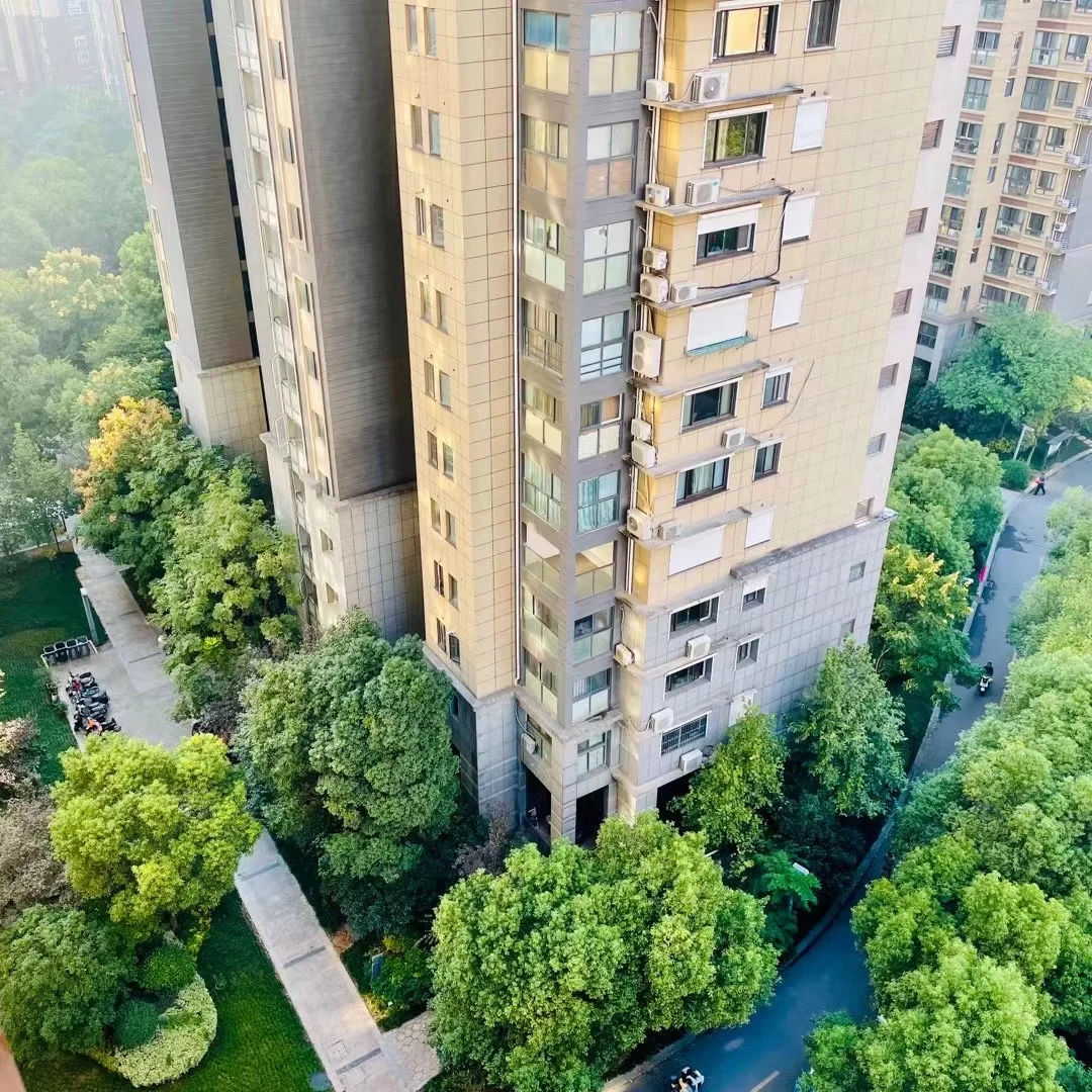 镇江市中心朴园卖房🏠 新装修 窗景美丽