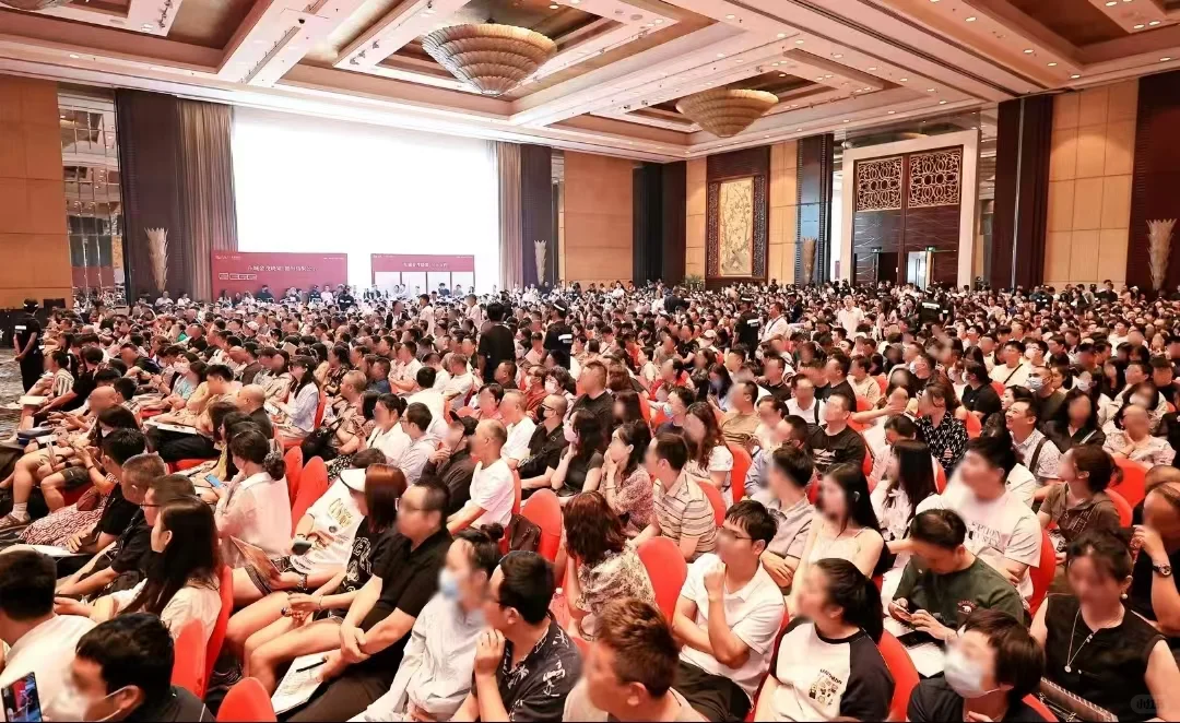 原来消费降级的只是我啊
