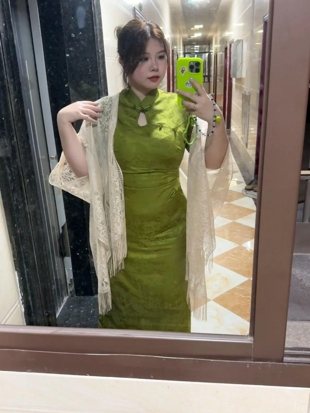170斤｜这件旗袍该不该留？