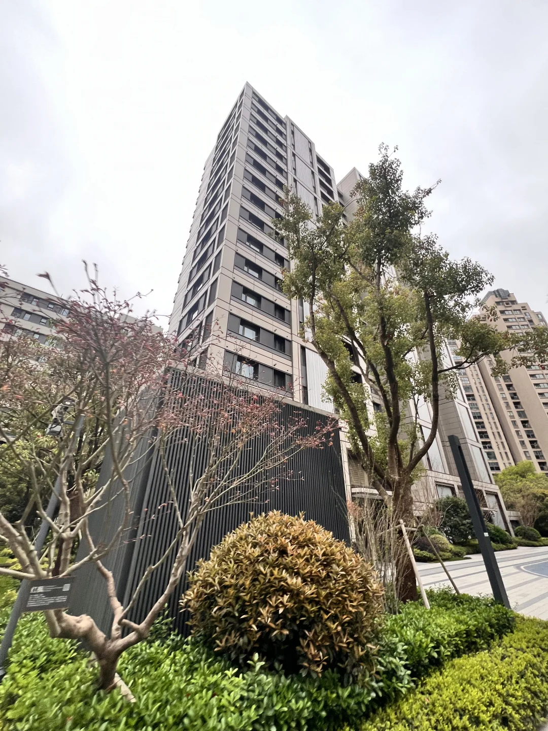 杨浦区｜最新交付的小区-保利天汇🌆小区环境