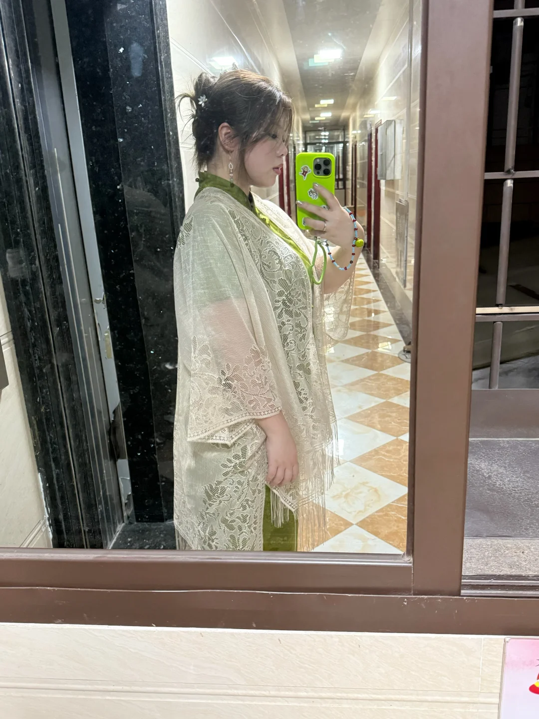 170斤｜这件旗袍该不该留？