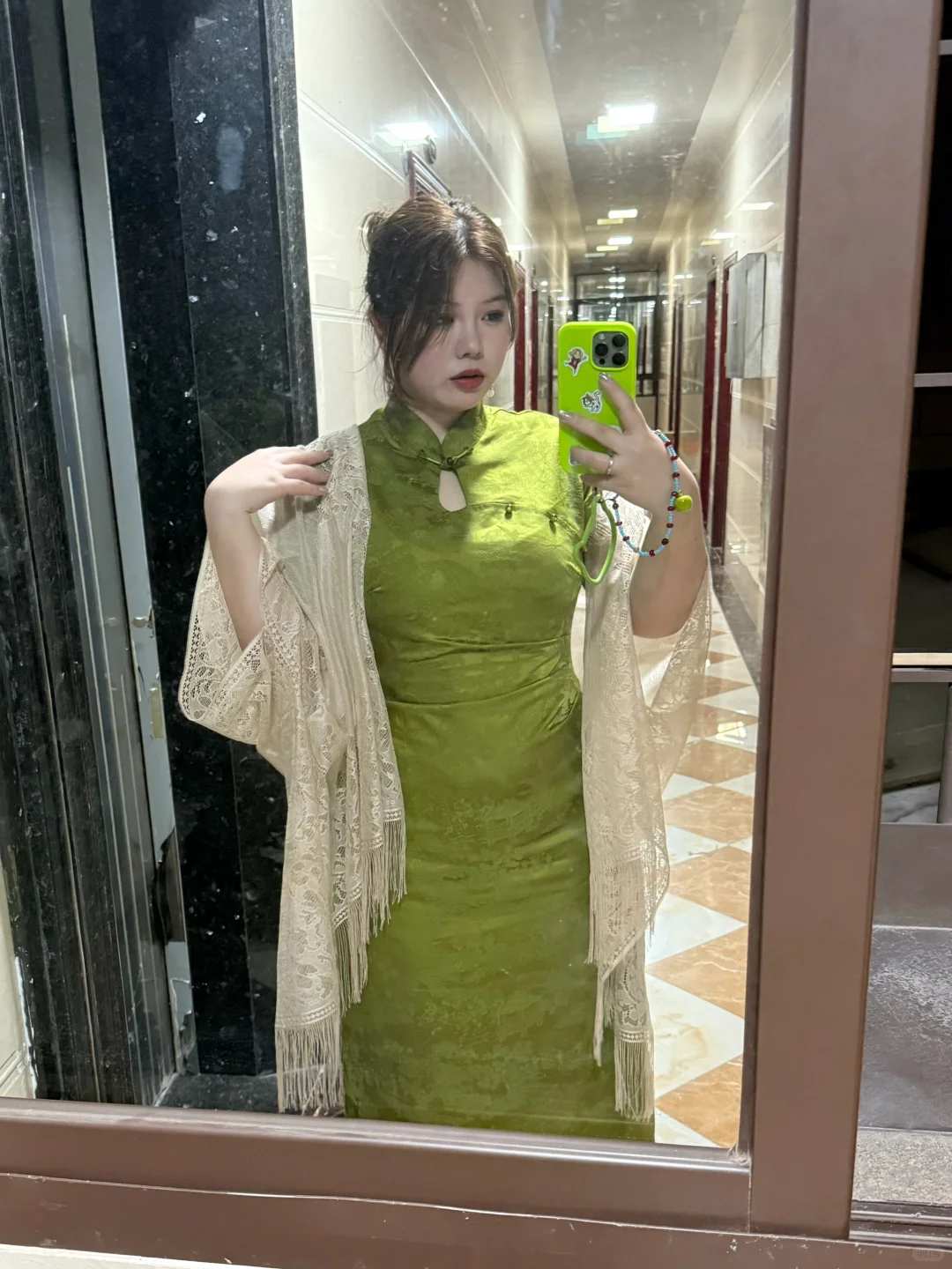 170斤｜这件旗袍该不该留？