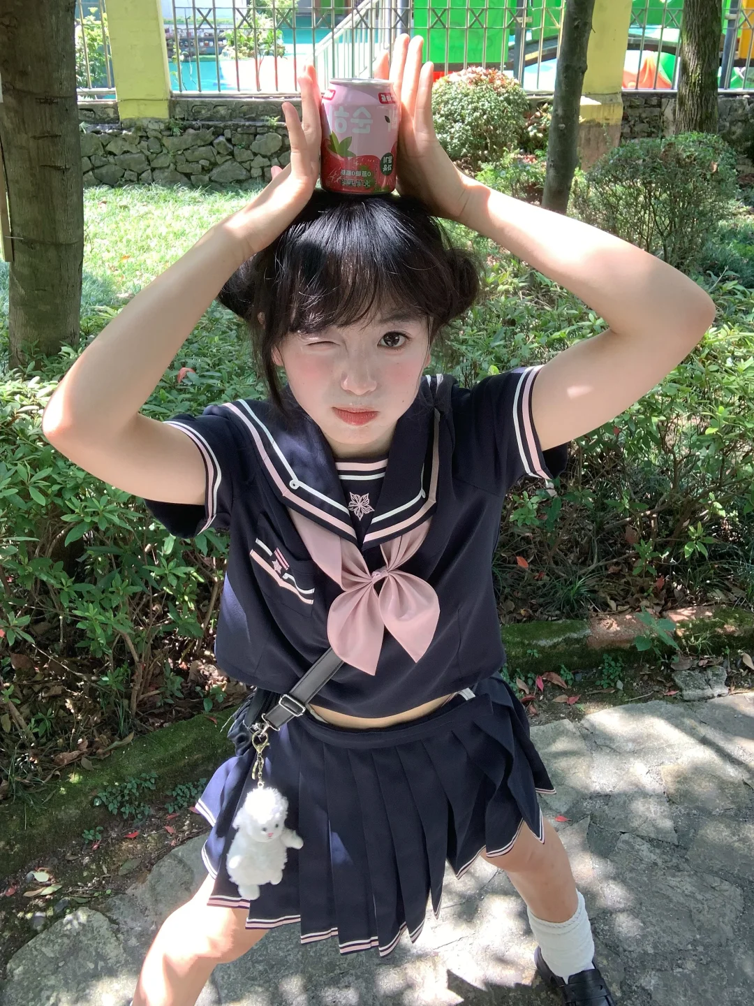 美少女们来报道！海军学院