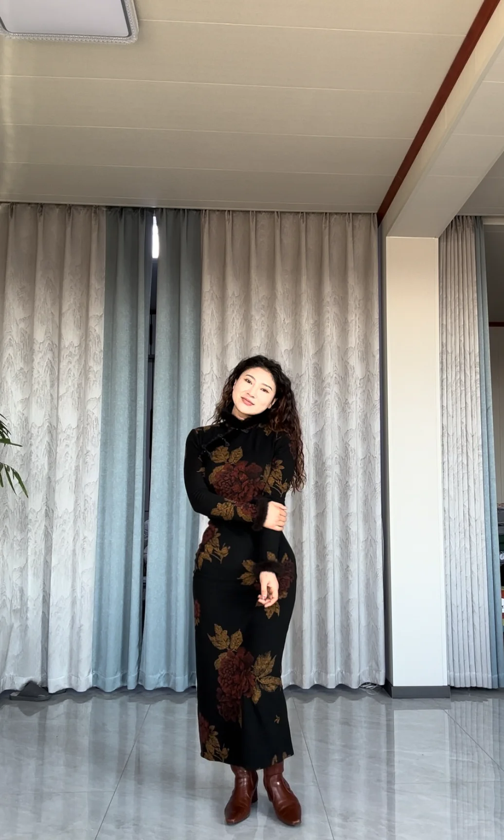 姐妹们，我想要一个全是旗袍的评论区…