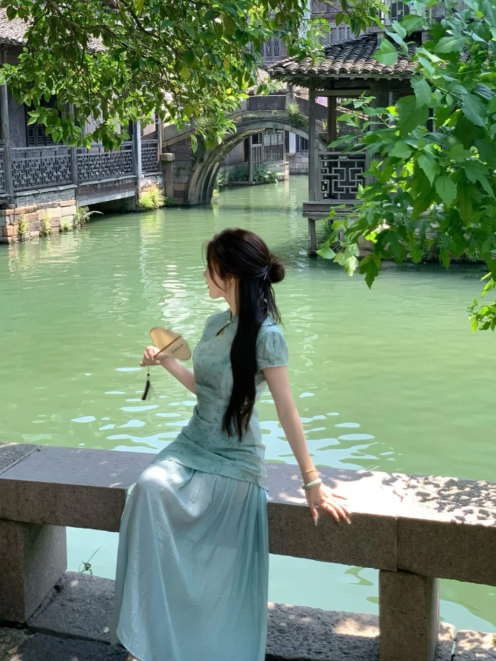 🌿 天青旅梦！新中式长裙出片王~