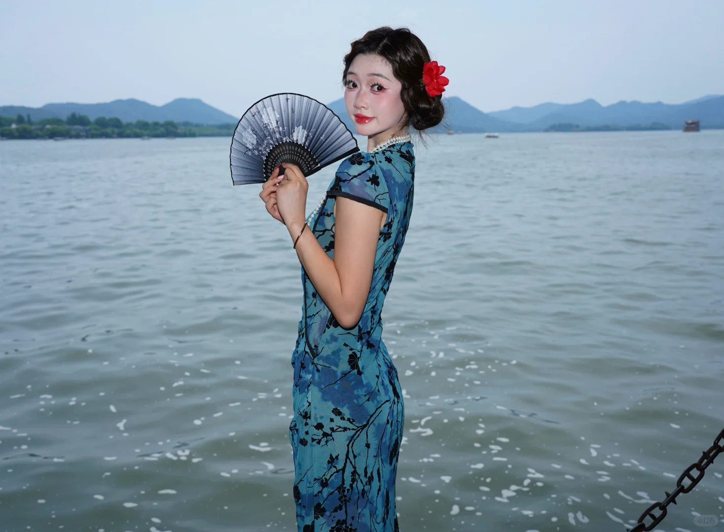西湖拍旗袍手推波也太美了吧～