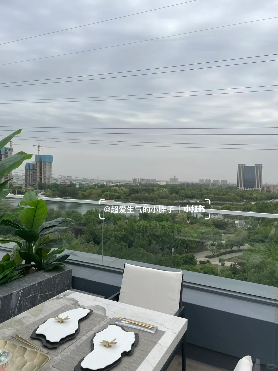 石家庄二环边的海景房😁