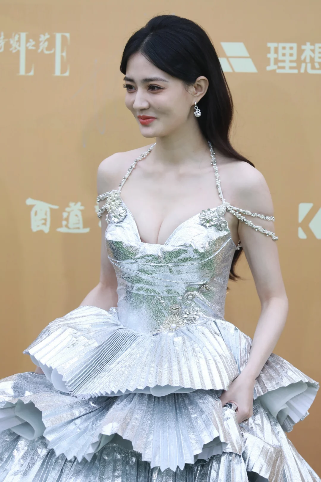 徐璐生图