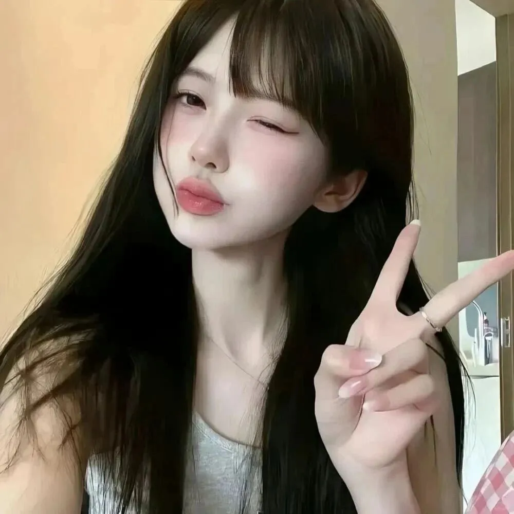 𝙒𝙚𝘾𝙝𝙖𝙩ｌ超好看女生头像