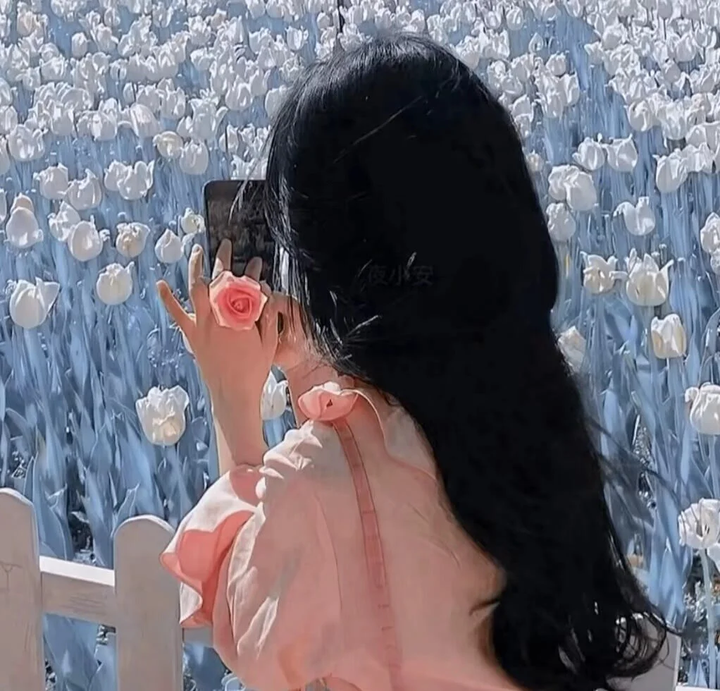 好看的蓝色系女生头像