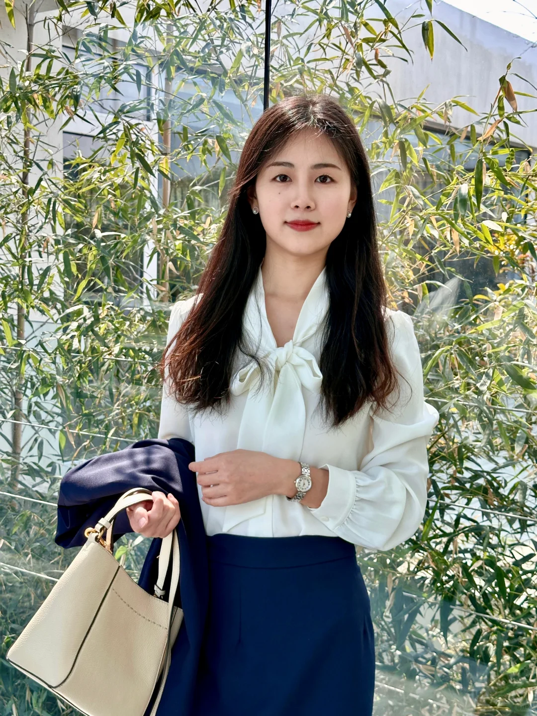 金秘书穿搭 我好爱～💙 | 97年大专老师OOTD