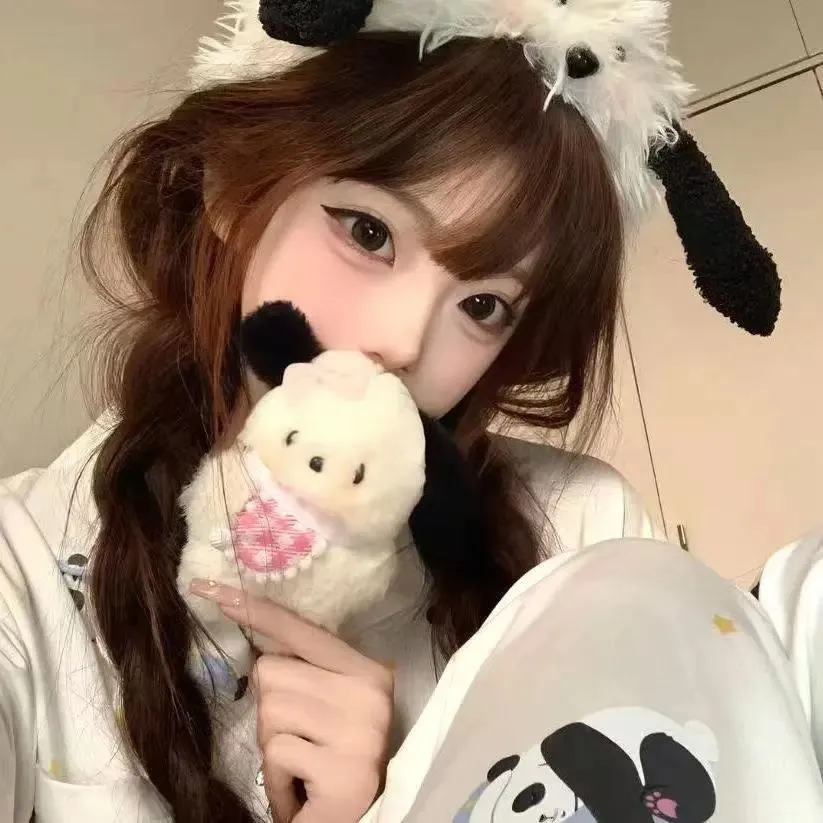 𝙒𝙚𝘾𝙝𝙖𝙩ｌ超好看女生头像