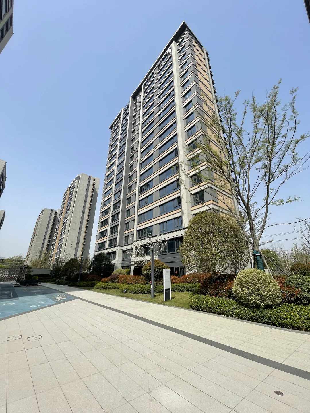 包河区精装现房清盘 原价190万 现138万