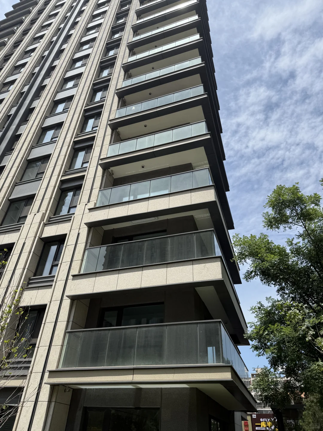 感谢北京房价，四环390m2全款1100w拿下
