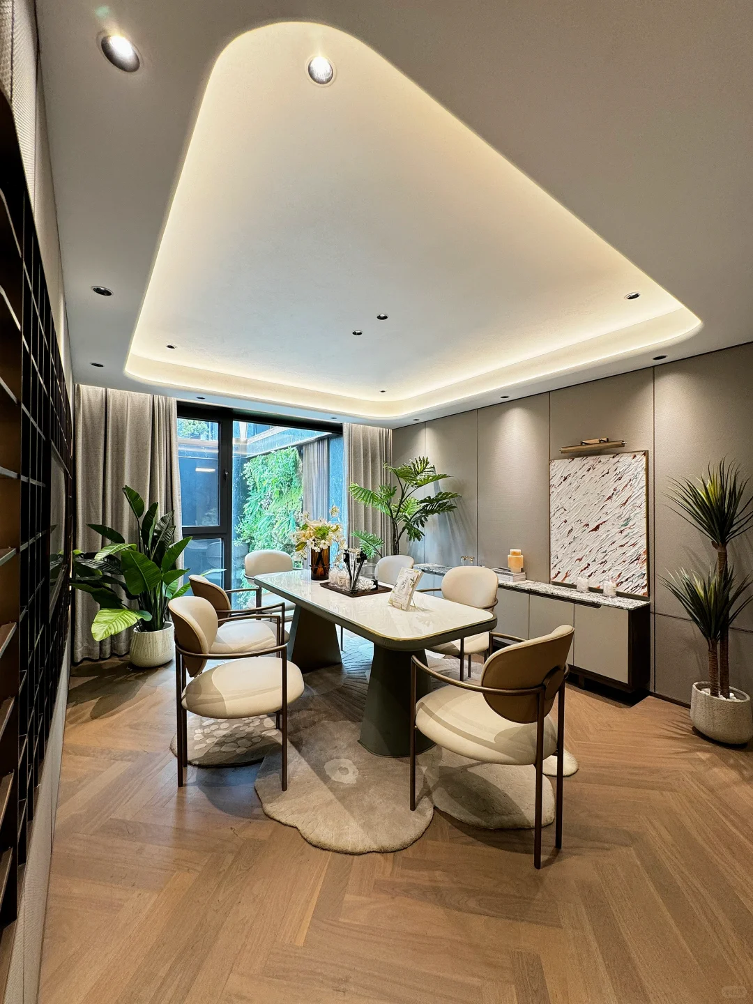 天津河东洋房🏡139平带小院地下室，8米1开间