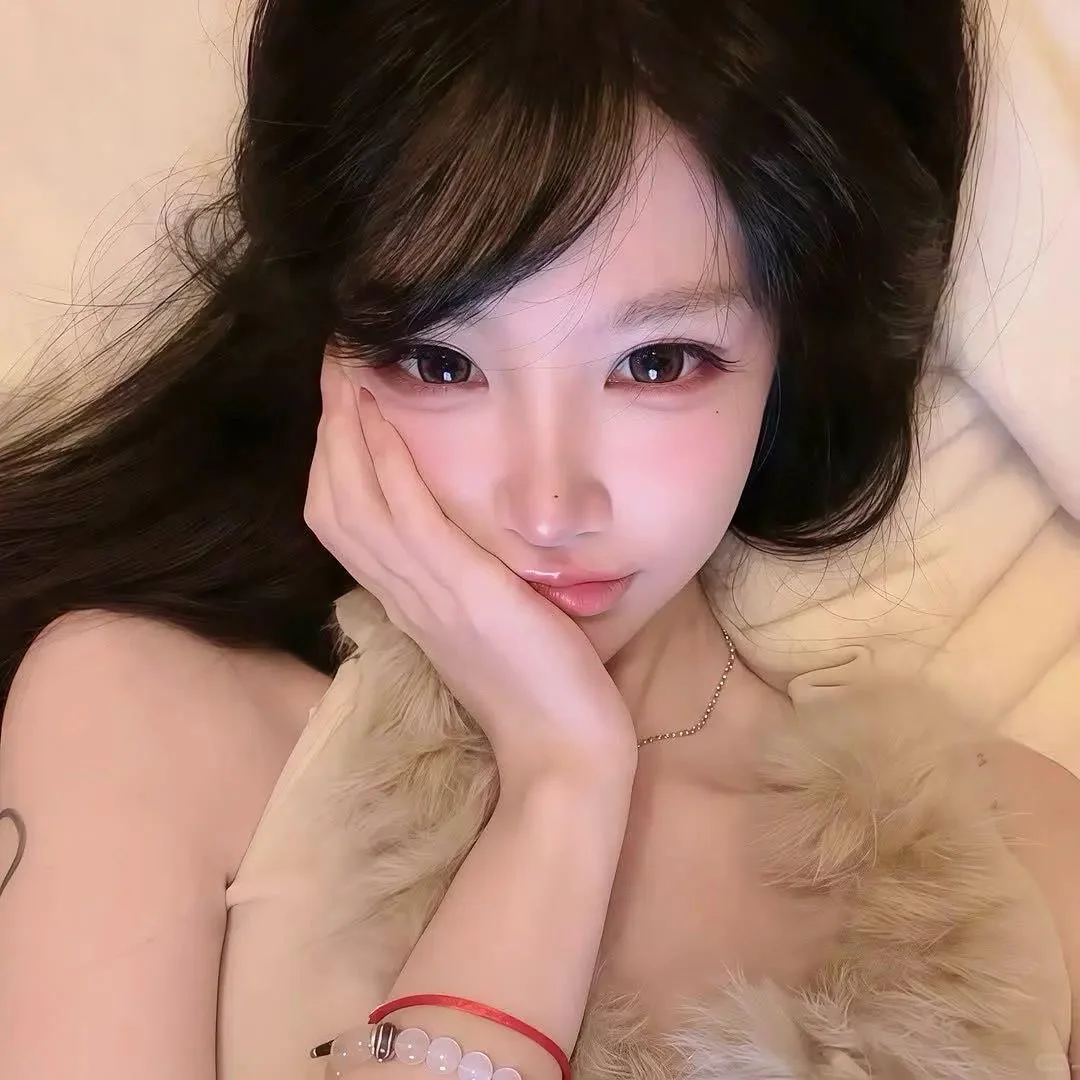 𝙒𝙚𝘾𝙝𝙖𝙩｜值得长期不换的女生头像