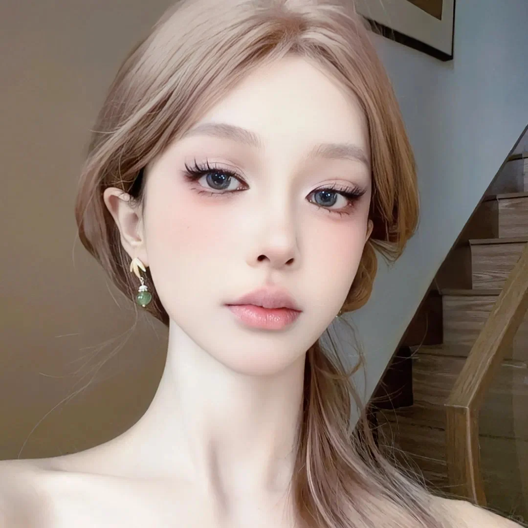 𝙒𝙚𝘾𝙝𝙖𝙩｜值得长期不换的女生头像