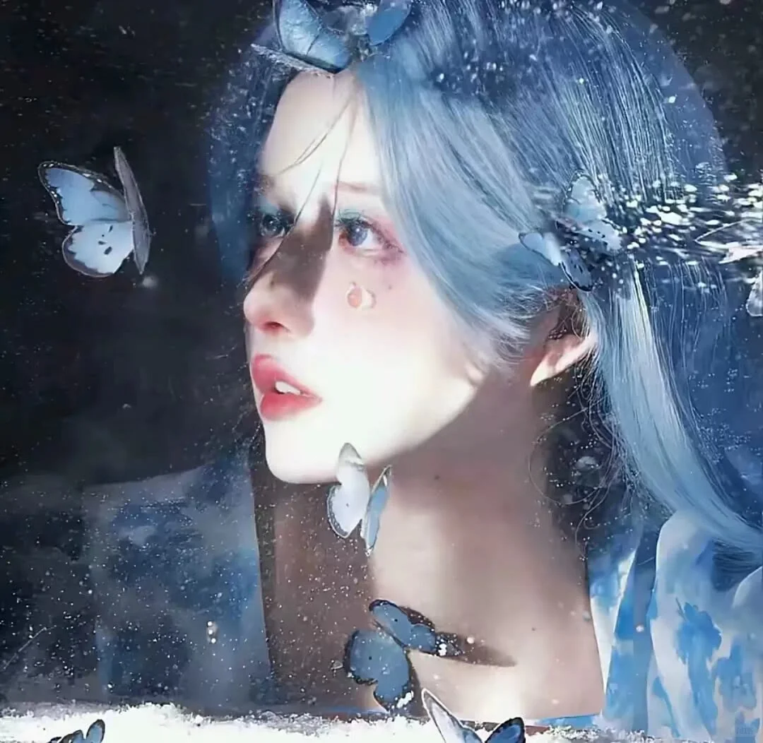 好看的蓝色系女生头像