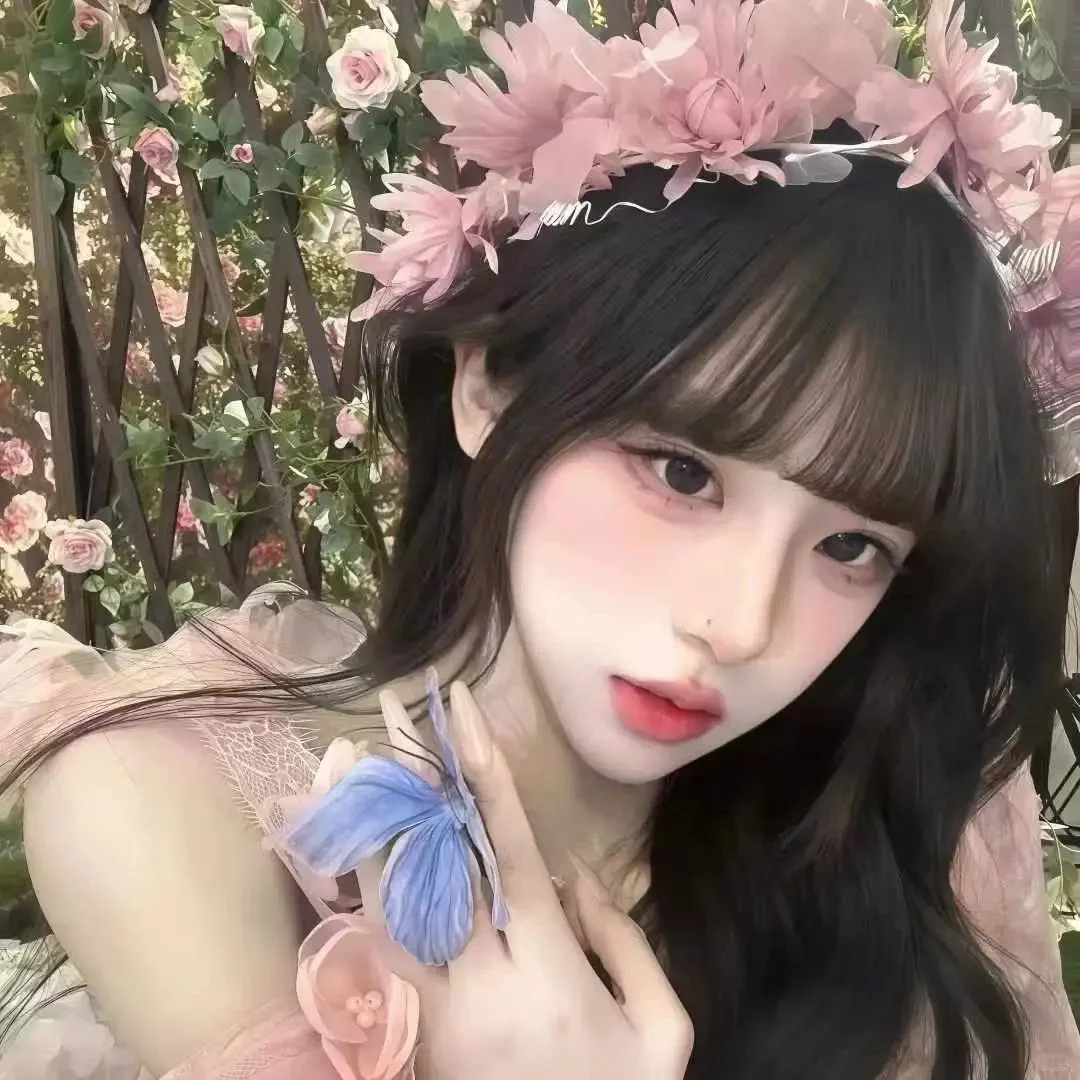 𝙒𝙚𝘾𝙝𝙖𝙩｜值得长期不换的女生头像