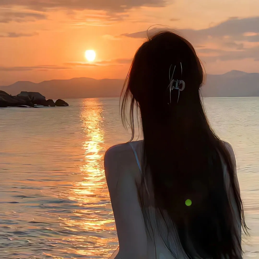 海边背影女头