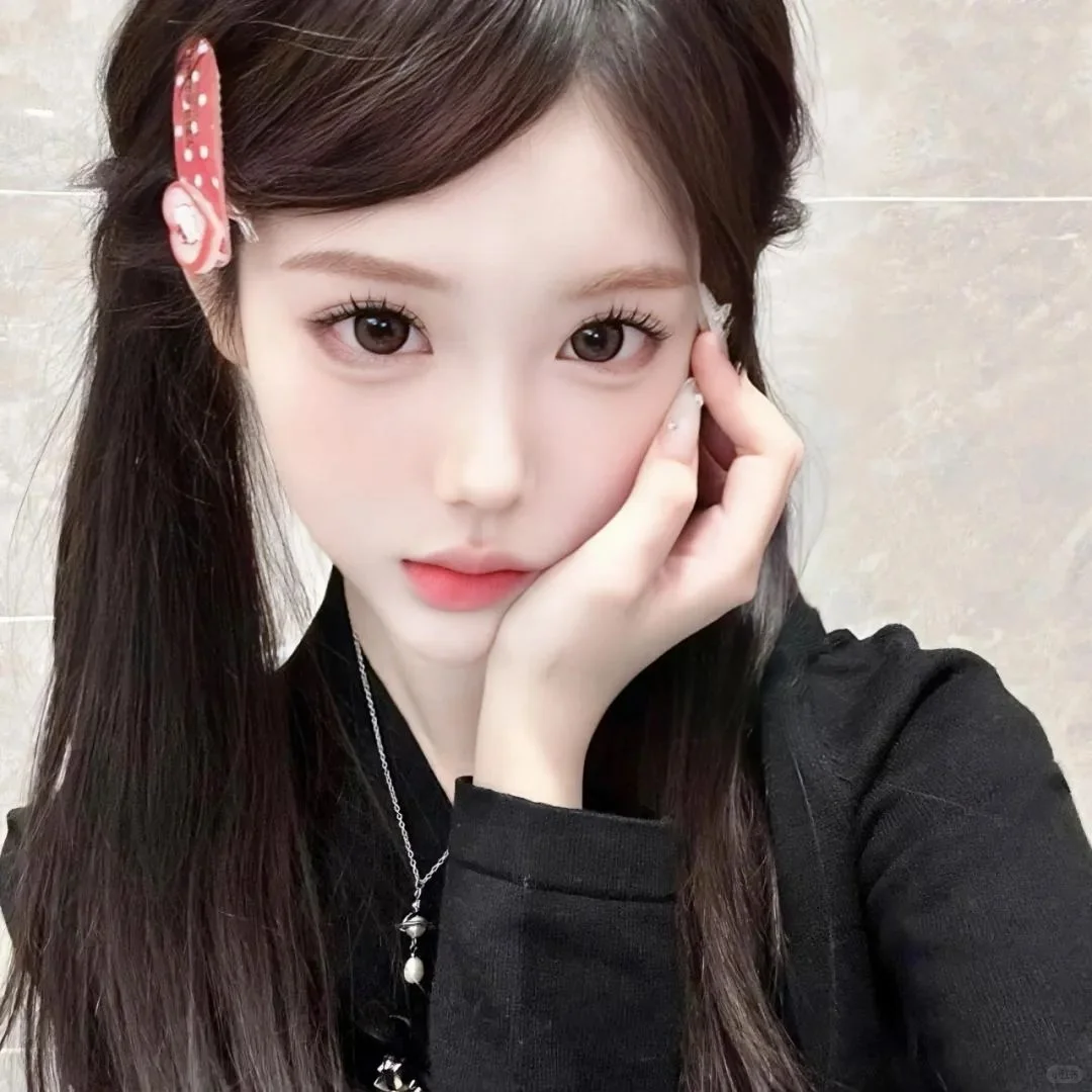 𝙒𝙚𝘾𝙝𝙖𝙩｜值得长期不换的女生头像