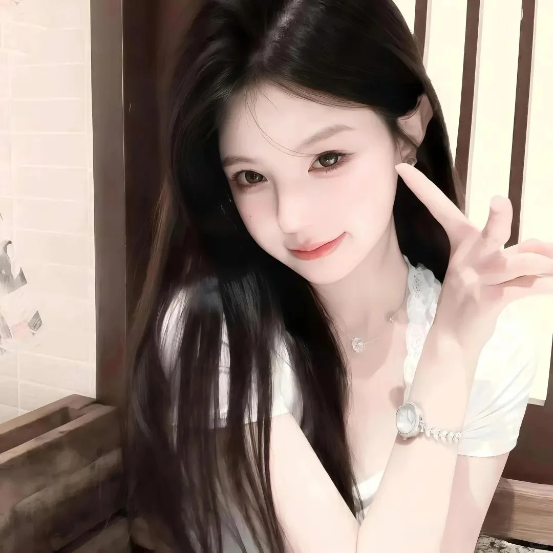 𝙒𝙚𝘾𝙝𝙖𝙩｜值得长期不换的女生头像