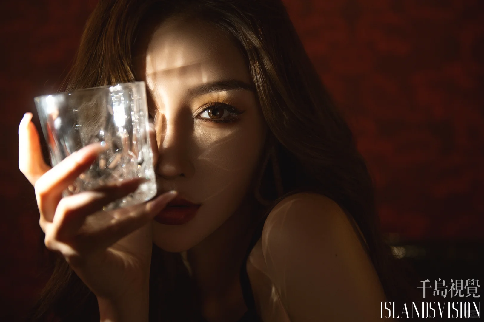 🥂你以为……这个家的疯批就我哥一个？