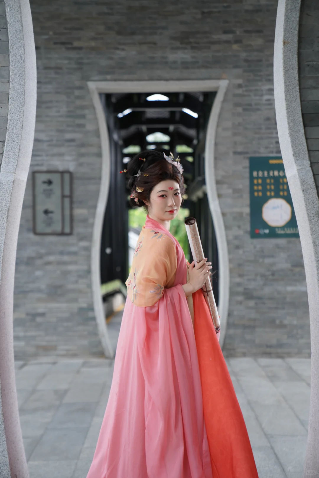 一个回眸，温婉了一个世界