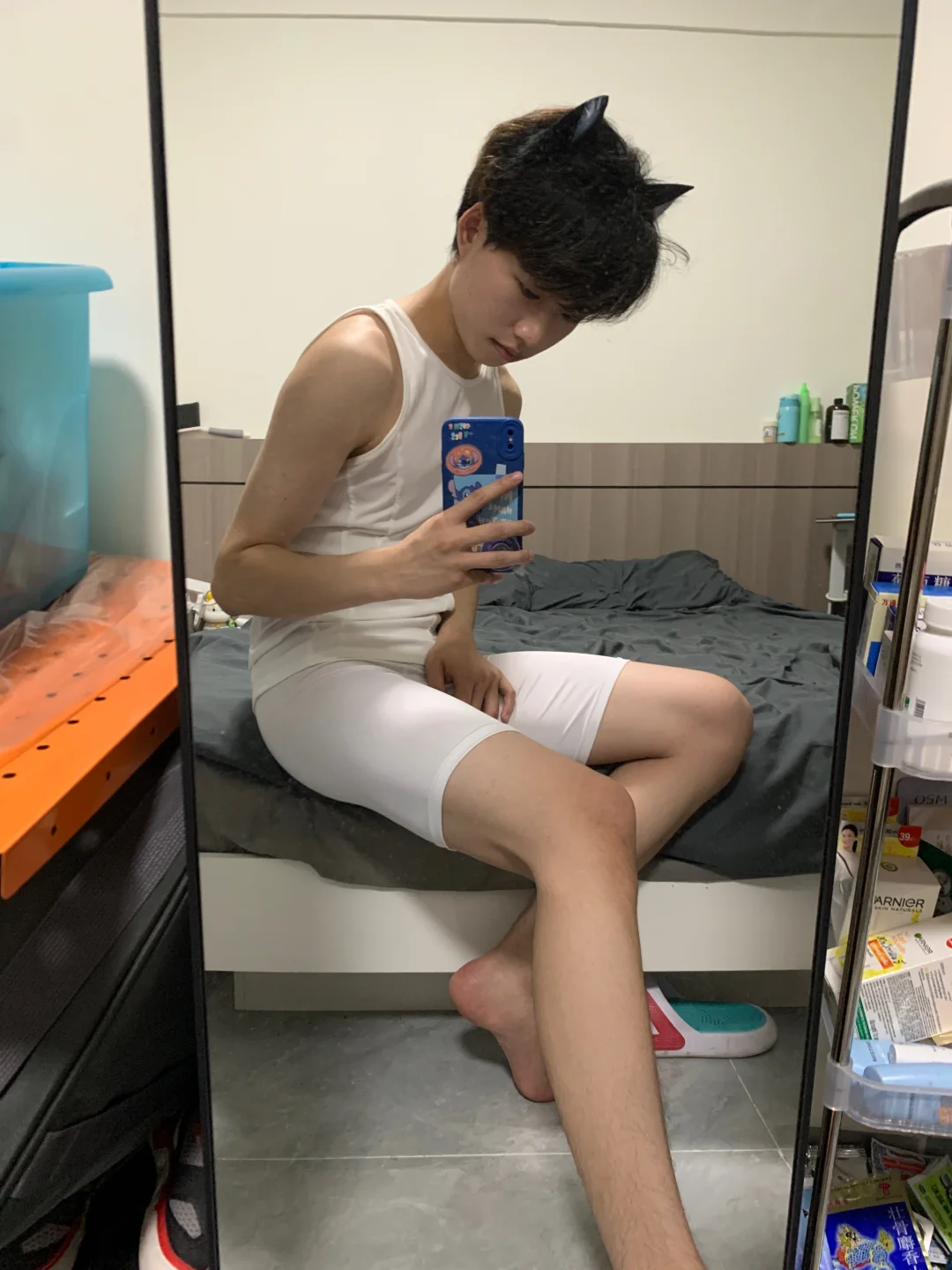 💦男孩子有自己白丝