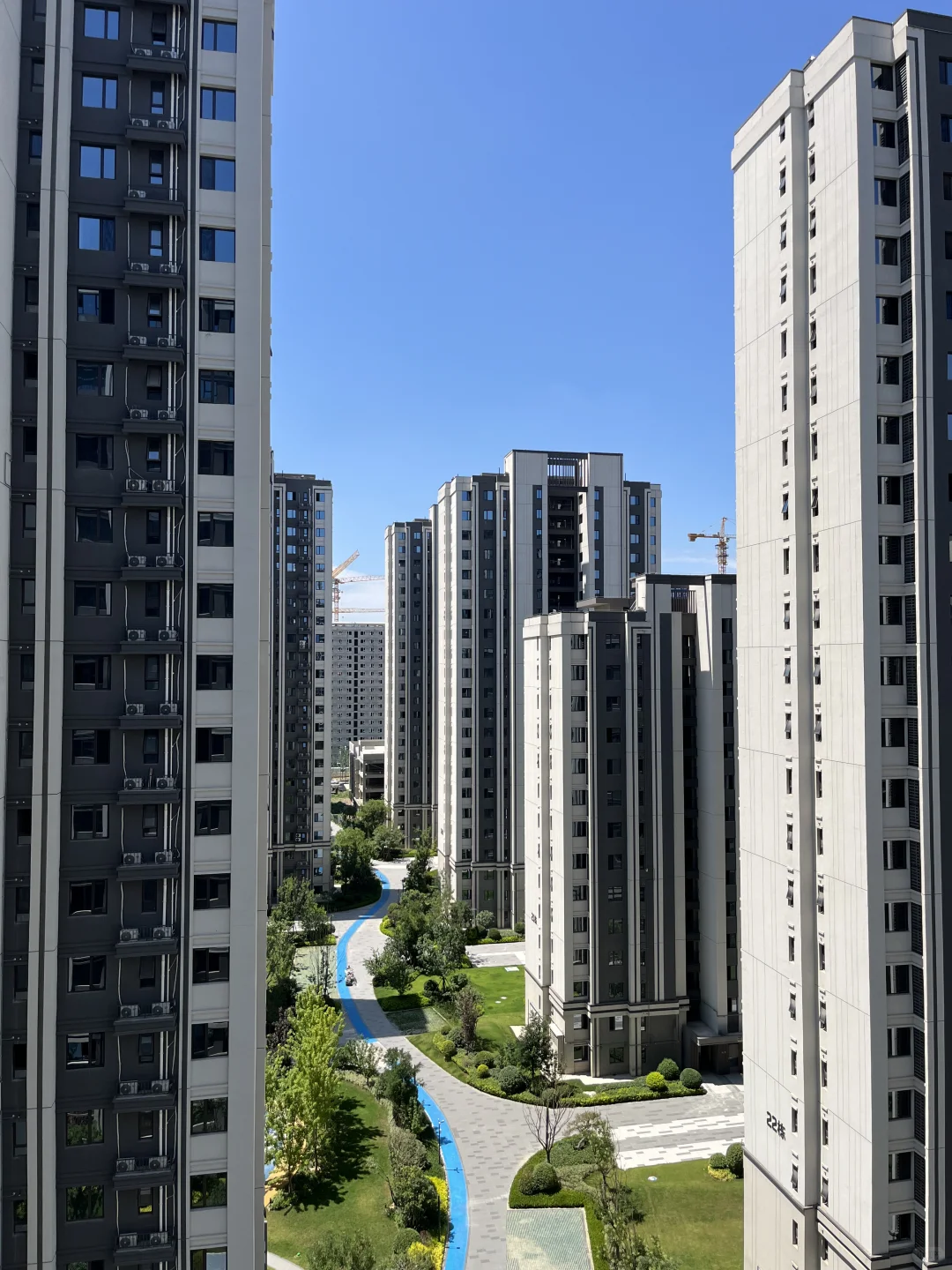 西安港务区精装新房出租