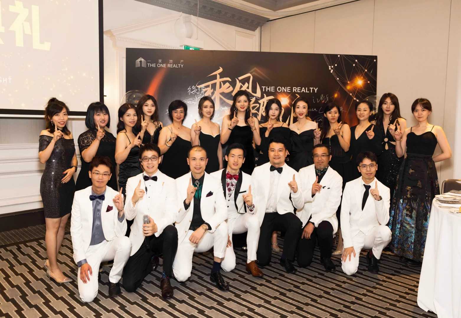 不是运气，是坚持后的肯定🏆我们拿奖啦！
