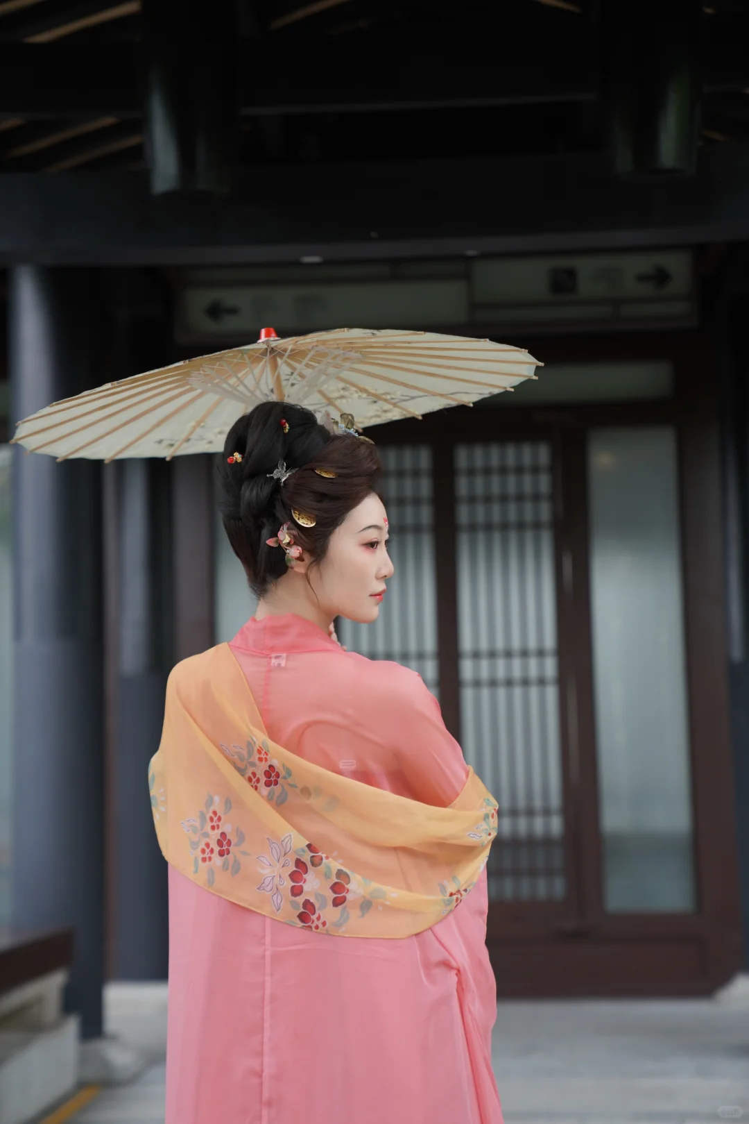 一个回眸，温婉了一个世界