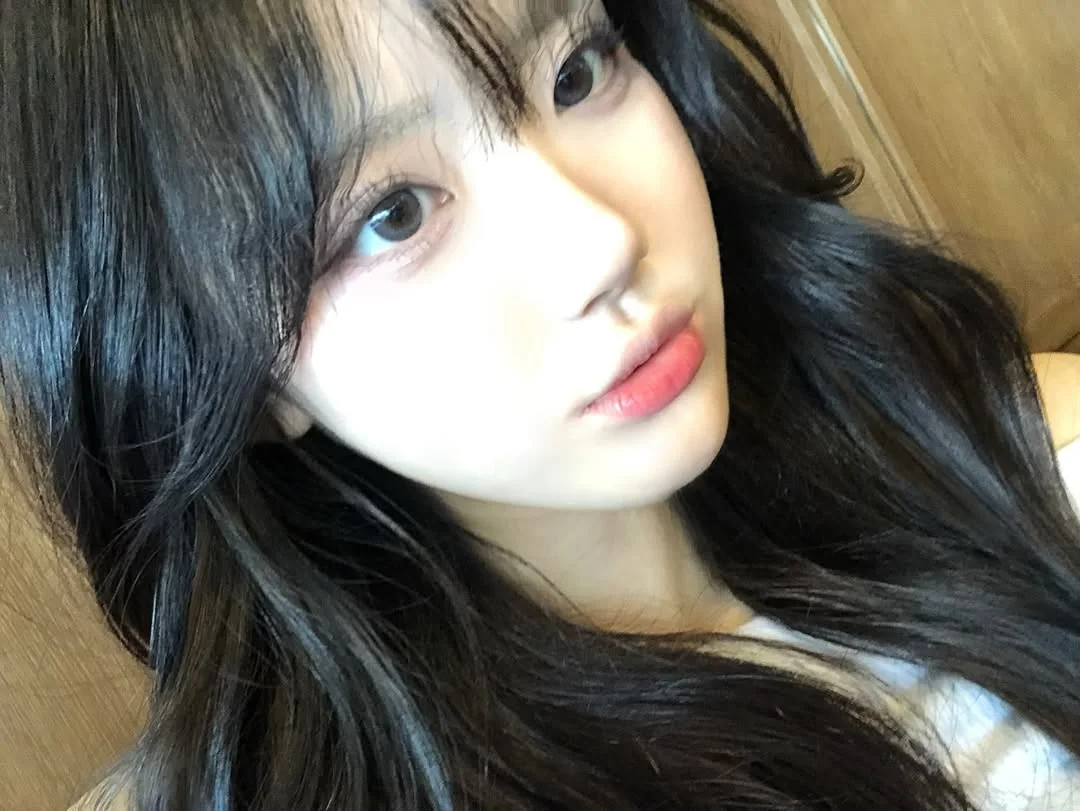 🇰🇷07年女高自拍姿势照片分享🤳