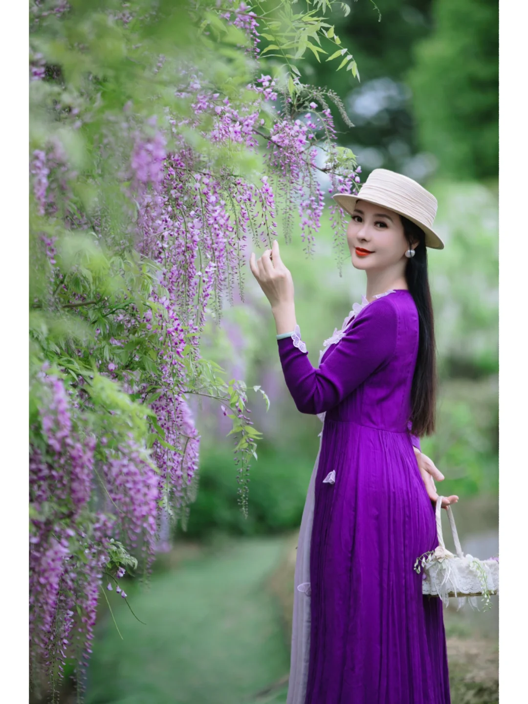 遇见紫藤花开，遇见你