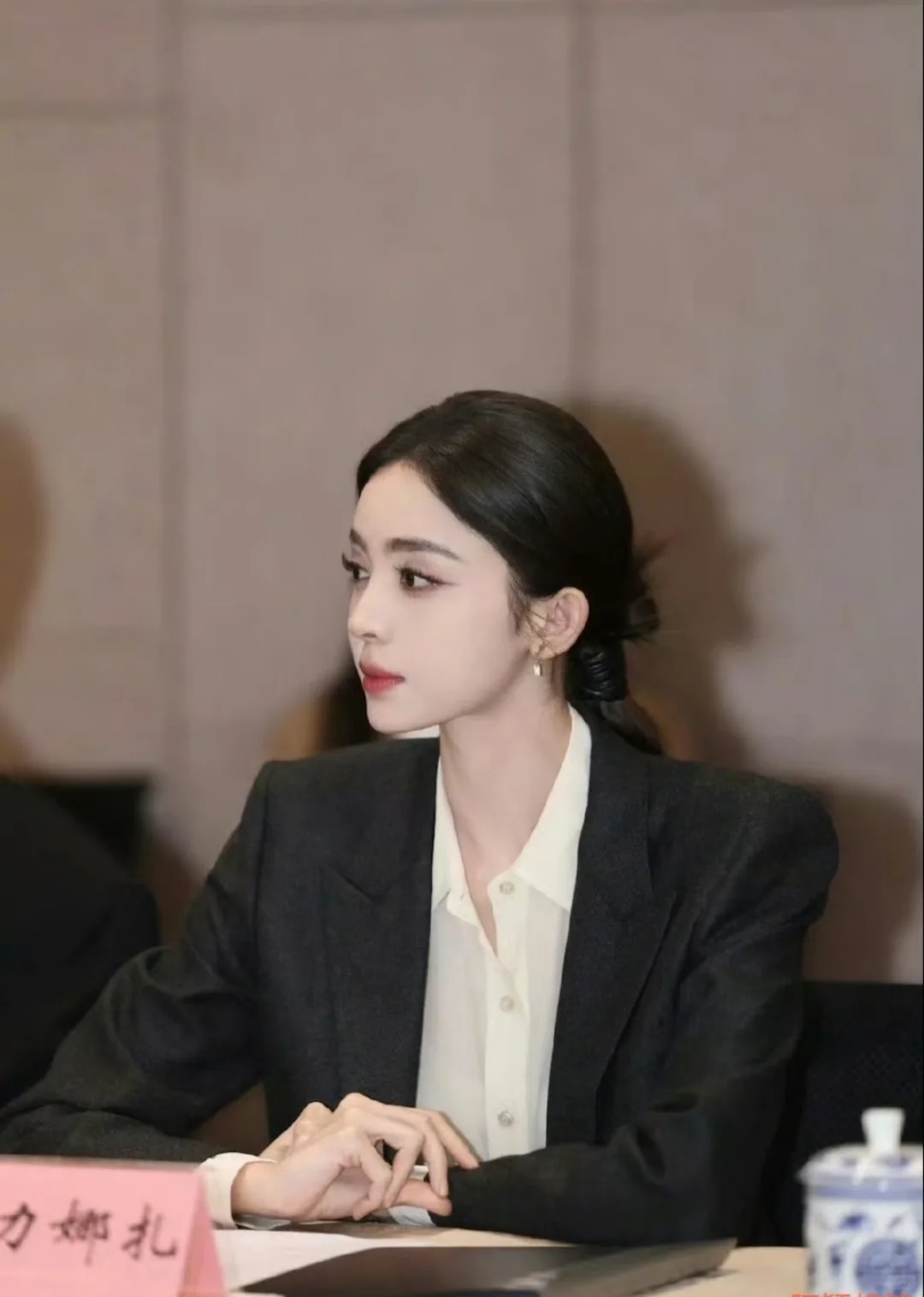 体制内的美人 最后都怎么样了