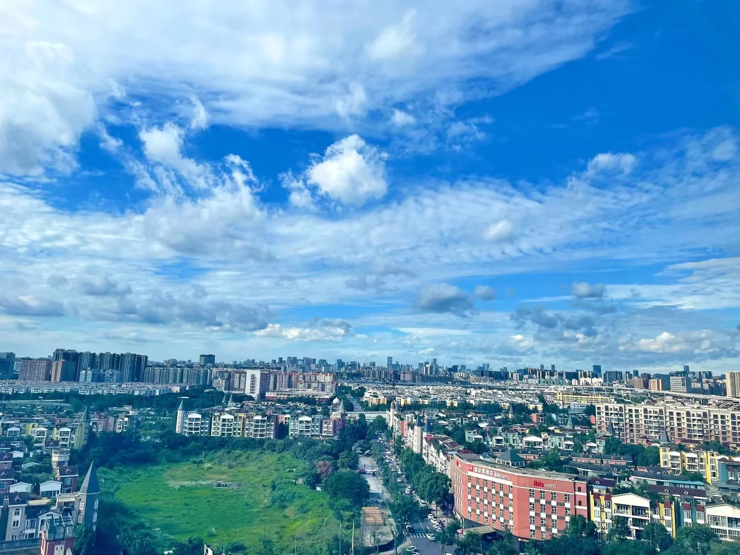 小红书可以卖房？房东直卖！这个视野给几分