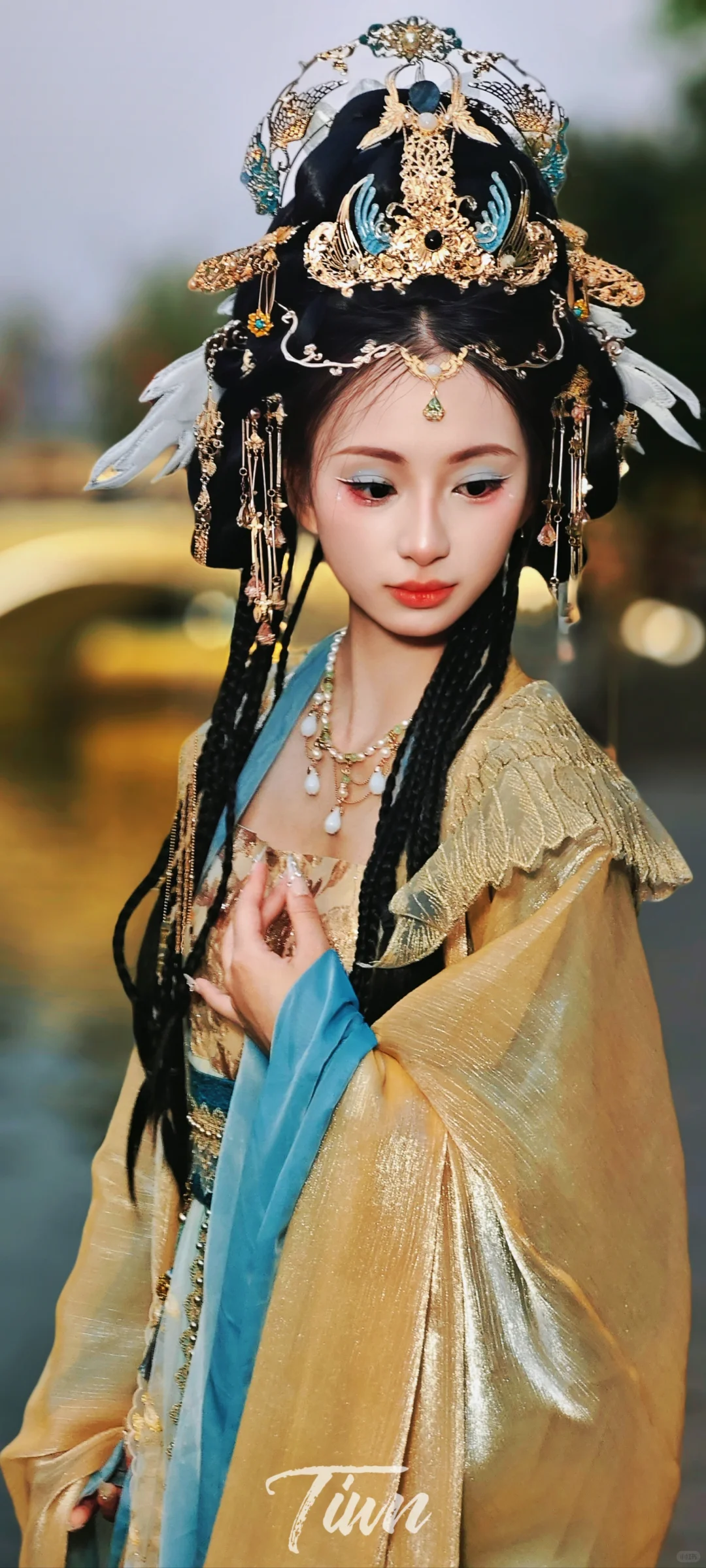 《绝代佳人》