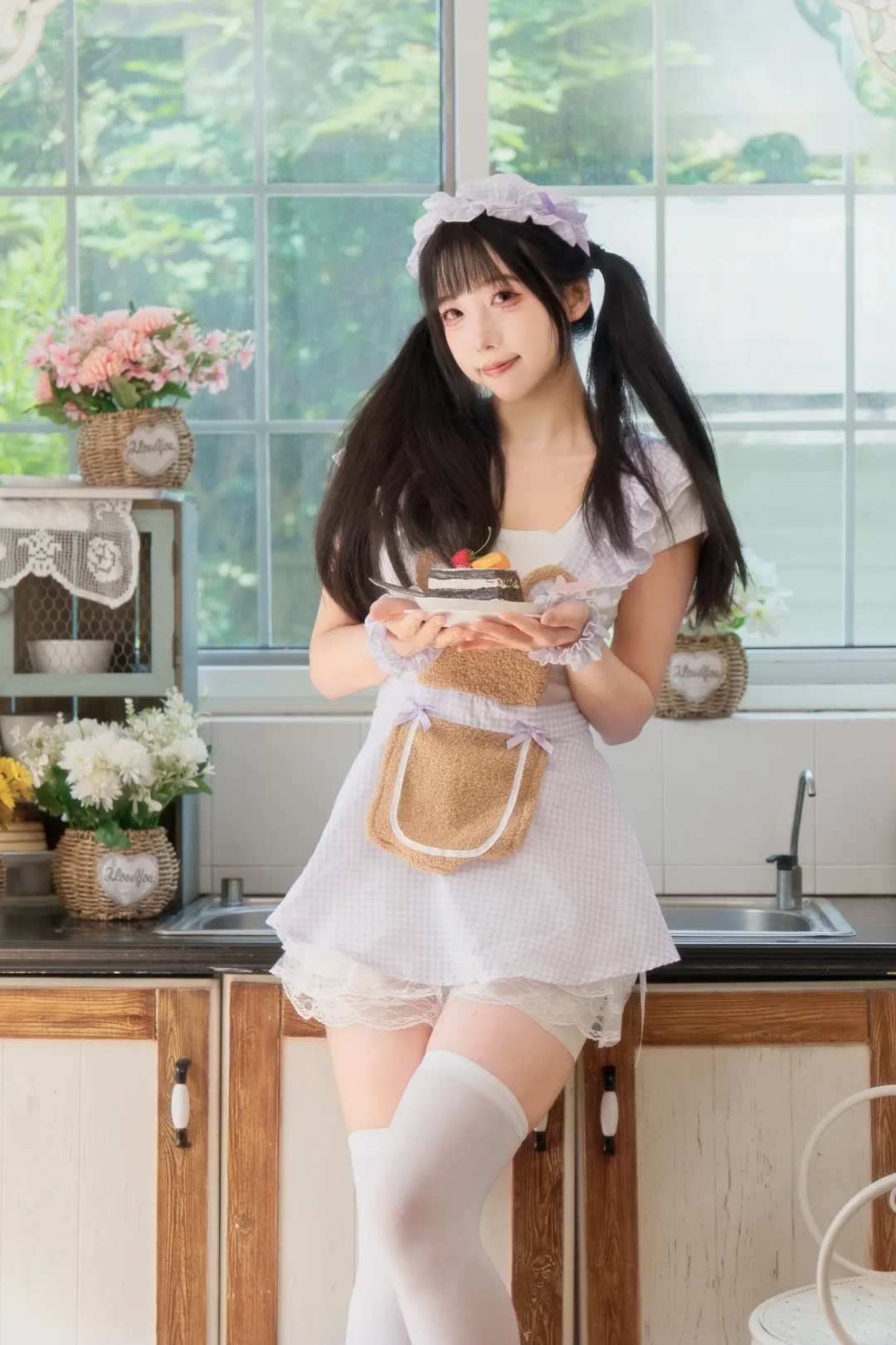 夏日午后登场的美少女厨娘🍴
