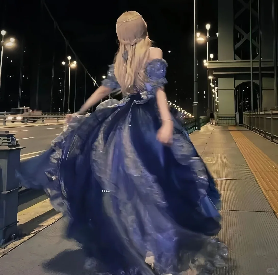 𝐒𝐡𝐚𝐫𝐞｜一眼心动的绝美背影女头