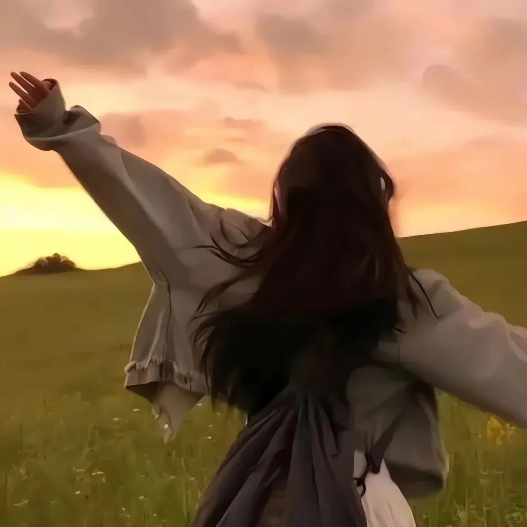 𝐒𝐡𝐚𝐫𝐞｜一眼心动的绝美背影女头