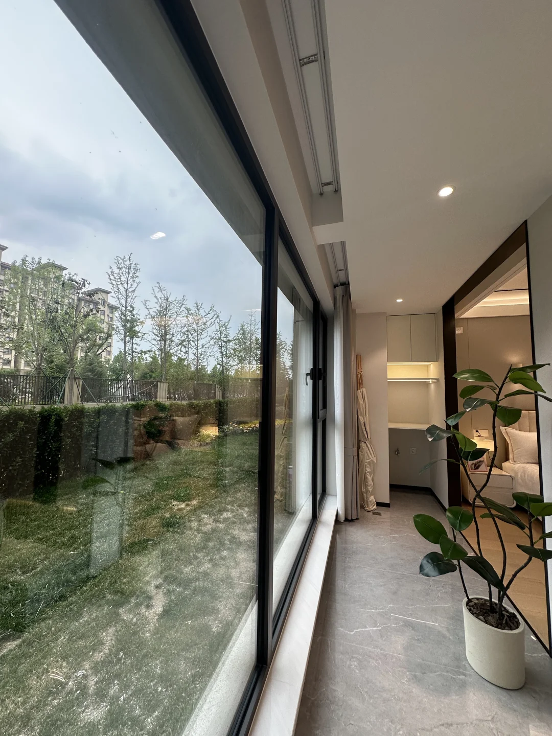 李沧北：全款105万！97平精致三居🏡电梯洋房