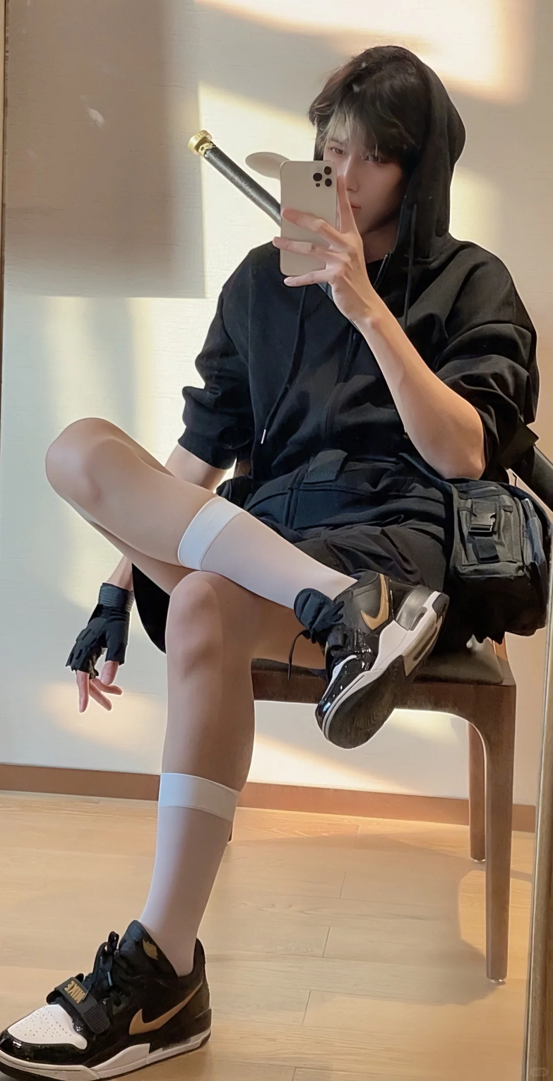 张起灵穿白丝？